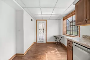 6413 Oak Forest Ave, Tinley Park, IL 60477 - Photo 9