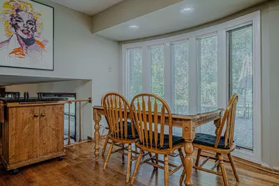 1606 E Waverly Court, Arlington Heights, IL 60004 - Photo 9