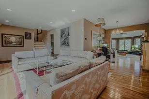 1606 E Waverly Ct, Arlington Heights, IL 60004 - Photo 7