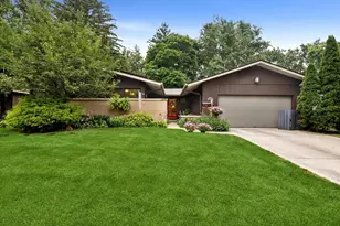 125 N Park Blvd, Glen Ellyn, IL 60137 - Photo 39