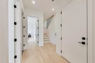 2456 W Cortez St, Chicago, IL 60622 - Photo 23
