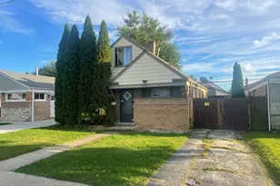 3771 W Pippin St, Chicago, IL 60652 - Photo 1