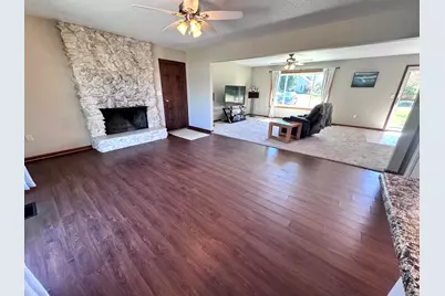 914 E Boyer Street, Gibson City, IL 60936 - Photo 5