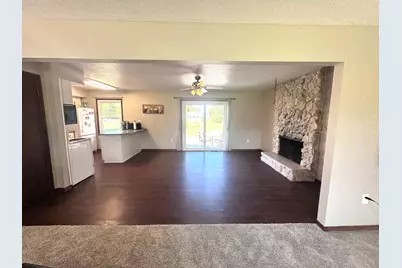 914 E Boyer Street, Gibson City, IL 60936 - Photo 7