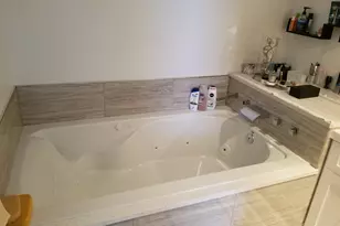 580 E Lawrence Ave, Roselle, IL 60172 - Photo 11