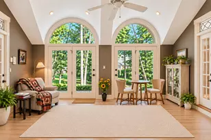 137 Circle Ridge Dr, Burr Ridge, IL 60527 - Photo 19