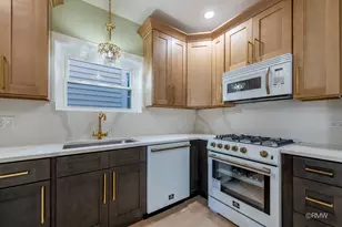 1227 Highland Ave, Berwyn, IL 60402 - Photo 13