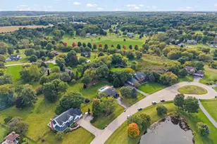 40W725 Aberdeen Ln, Saint Charles, IL 60175 - Photo 37