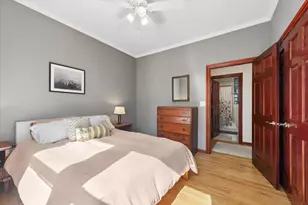 4910 N Drake Ave, Chicago, IL 60625 - Photo 3
