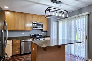 464 Lancaster Dr, Pingree Grove, IL 60140 - Photo 9