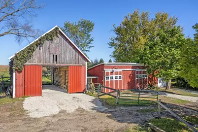 21443 Airport Road, Sycamore, IL 60178 - Photo 5