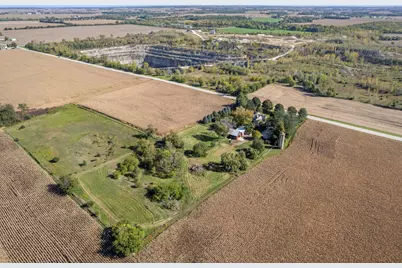 21443 Airport Road, Sycamore, IL 60178 - Photo 39