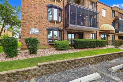 13531 Lamon Avenue #203, Crestwood, IL 60418 - Photo 1