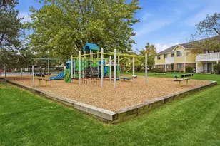 1134 Hawthorne Ct, Wheeling, IL 60090 - Photo 25
