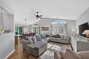 2264 Summerlin Dr, Aurora, IL 60503 - Photo 5