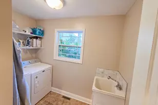 1415 Indian Trail, Kankakee, IL 60901 - Photo 29