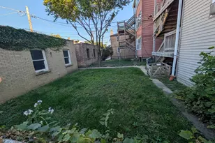 9040 S Laflin St, Chicago, IL 60620 - Photo 5