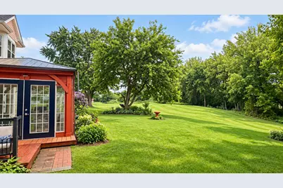 2460 Otter Creek Lane, Elgin, IL 60123 - Photo 13