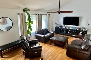 8729 N Oriole Ave, Niles, IL 60714 - Photo 5
