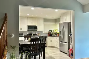 8729 N Oriole Ave, Niles, IL 60714 - Photo 3