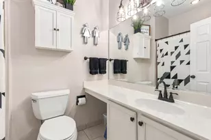 41 W Briarwood Dr, Streamwood, IL 60107 - Photo 15