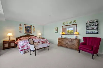 7030 Arbor Lane #302, Northfield, IL 60093 - Photo 9