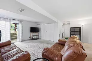 1419 Hampton Ln, Schaumburg, IL 60193 - Photo 19