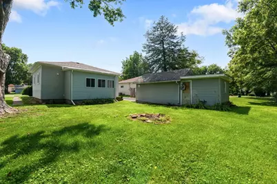 107 E Prairie Street, Plano, IL 60545 - Photo 11