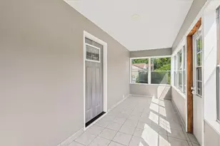 107 E Prairie St, Plano, IL 60545 - Photo 9