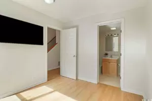 6957 N Western Ave, Chicago, IL 60645 - Photo 19