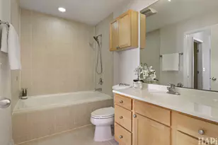 6957 N Western Ave, Chicago, IL 60645 - Photo 15