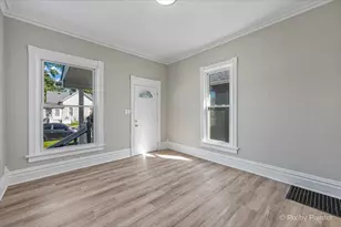 461 Franklin Blvd, Elgin, IL 60120 - Photo 3