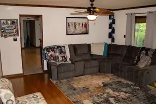 10 Terrace Ave, Danville, IL 61832 - Photo 7