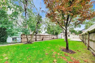 2155 West Touhy Avenue, Chicago, IL 60645 - Photo 41