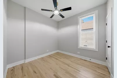 10546 S Avenue J, Chicago, IL 60617 - Photo 17