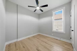 10546 S Ave J, Chicago, IL 60617 - Photo 17