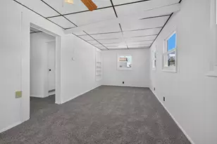 604 W Elm St, LeRoy, IL 61752 - Photo 9