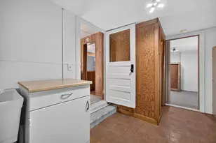 604 W Elm St, LeRoy, IL 61752 - Photo 19