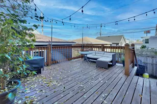 3626 W Cornelia St, Chicago, IL 60618 - Photo 9
