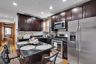 3626 W Cornelia St, Chicago, IL 60618 - Photo 7