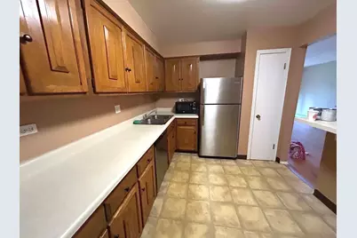 2311 S Goebbert Road S #B102, Arlington Heights, IL 60005 - Photo 7