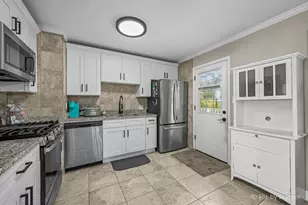 4121 N Johnsburg Rd, Johnsburg, IL 60051 - Photo 11
