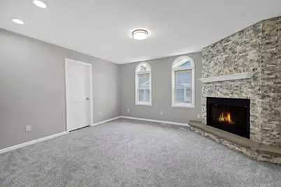 21855 W 4th Street, Lake Villa, IL 60046 - Photo 5