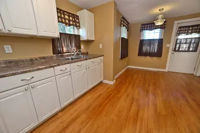 1609 Sycamore Street, Ottawa, IL 61350 - Photo 5