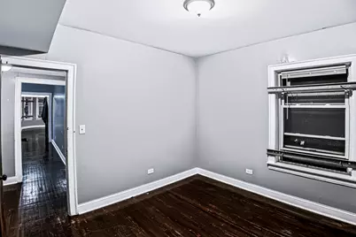 7723 S Constance Avenue, Chicago, IL 60649 - Photo 9