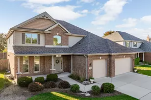 9040 Witham Ln, Woodridge, IL 60517 - Photo 5