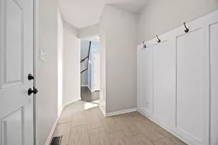 9040 Witham Ln, Woodridge, IL 60517 - Photo 29
