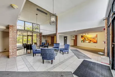 1415 E Central Road #222C, Arlington Heights, IL 60005 - Photo 3