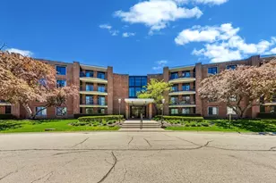 1415 E Central Rd, Arlington Heights, IL 60005 - Photo 1
