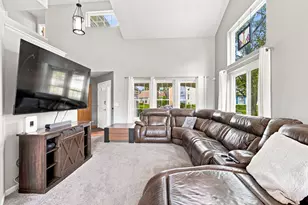 731 Nashua Ct, Crystal Lake, IL 60012 - Photo 7